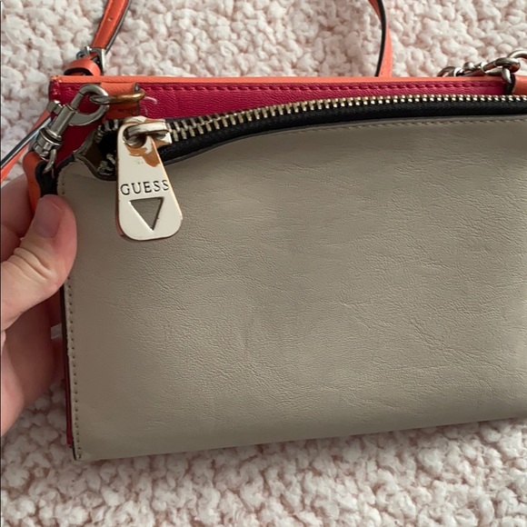 Authentic Guess Purse - Picture 7 of 9